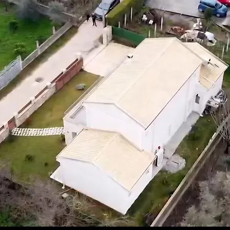 别墅 A B I Valjiosi