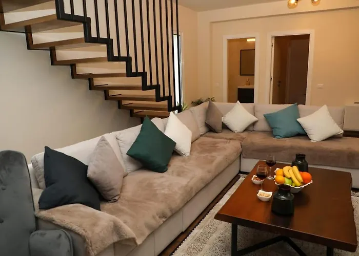 A B I 别墅 Valjiosi