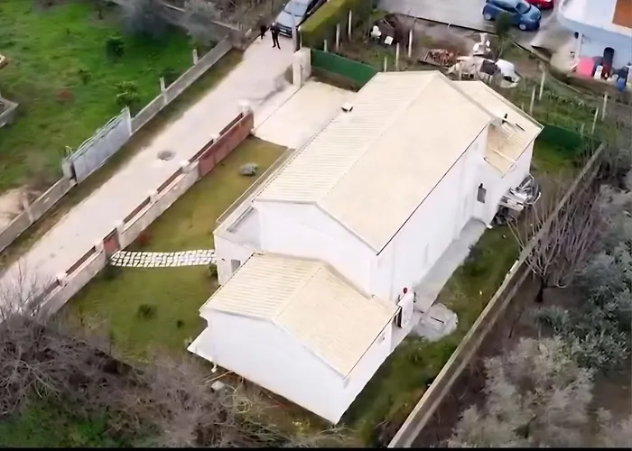 别墅 A B I Valjiosi